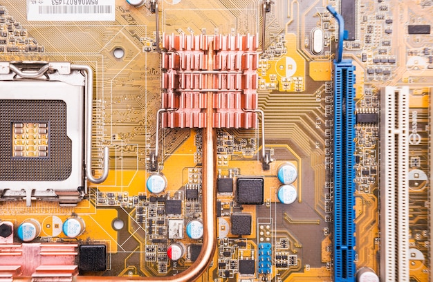 découvrez l'univers fascinant de l'électronique analogique, où les signaux continus et les composants traditionnels s'allient pour concevoir des circuits innovants. apprenez les fondamentaux, explorez des projets pratiques et maîtrisez les techniques essentielles pour exceller dans ce domaine passionnant.